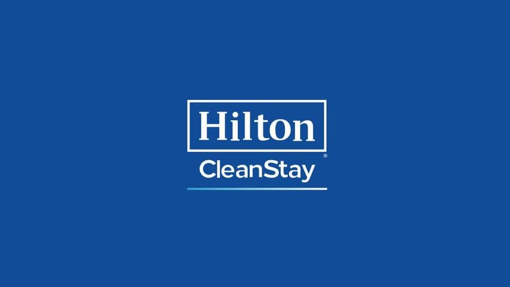 Hilton Garden Inn Lansing West Exterior photo
